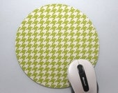 Mouse Pad, Round Fabric Mousepad or Trivet          Lime & Ivory Houndstooth