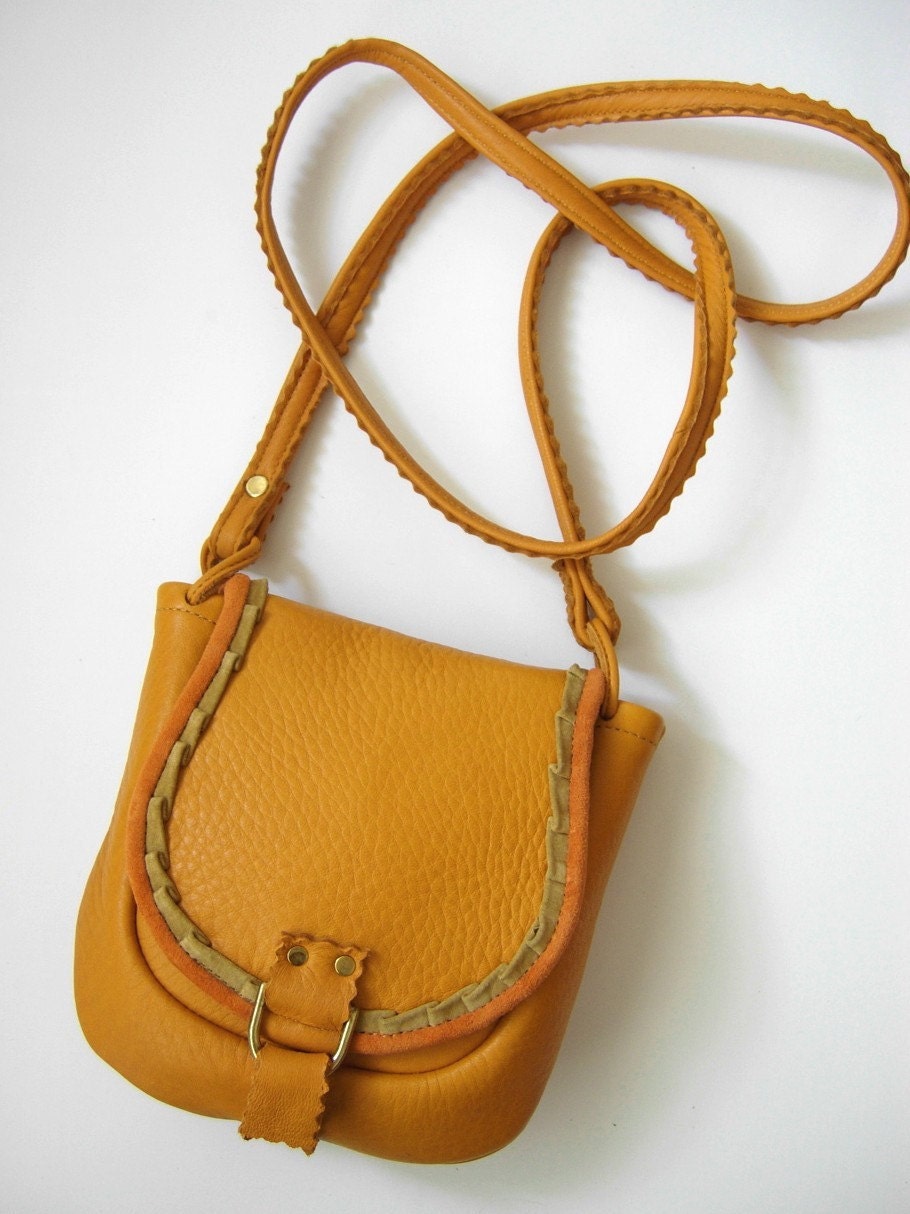 Adorable Bean Leather Shoulder Bag in Butternut Squash Deerskin with Suede Pleated Piping