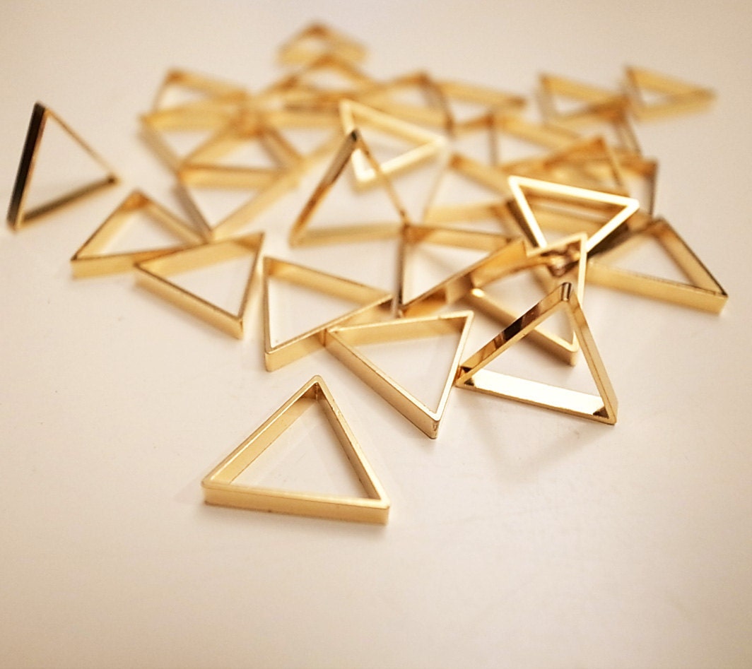 10 pieces of newly made cut raw brass thick tube outline charm in small triangle 16x2mm with new plating in gold tone