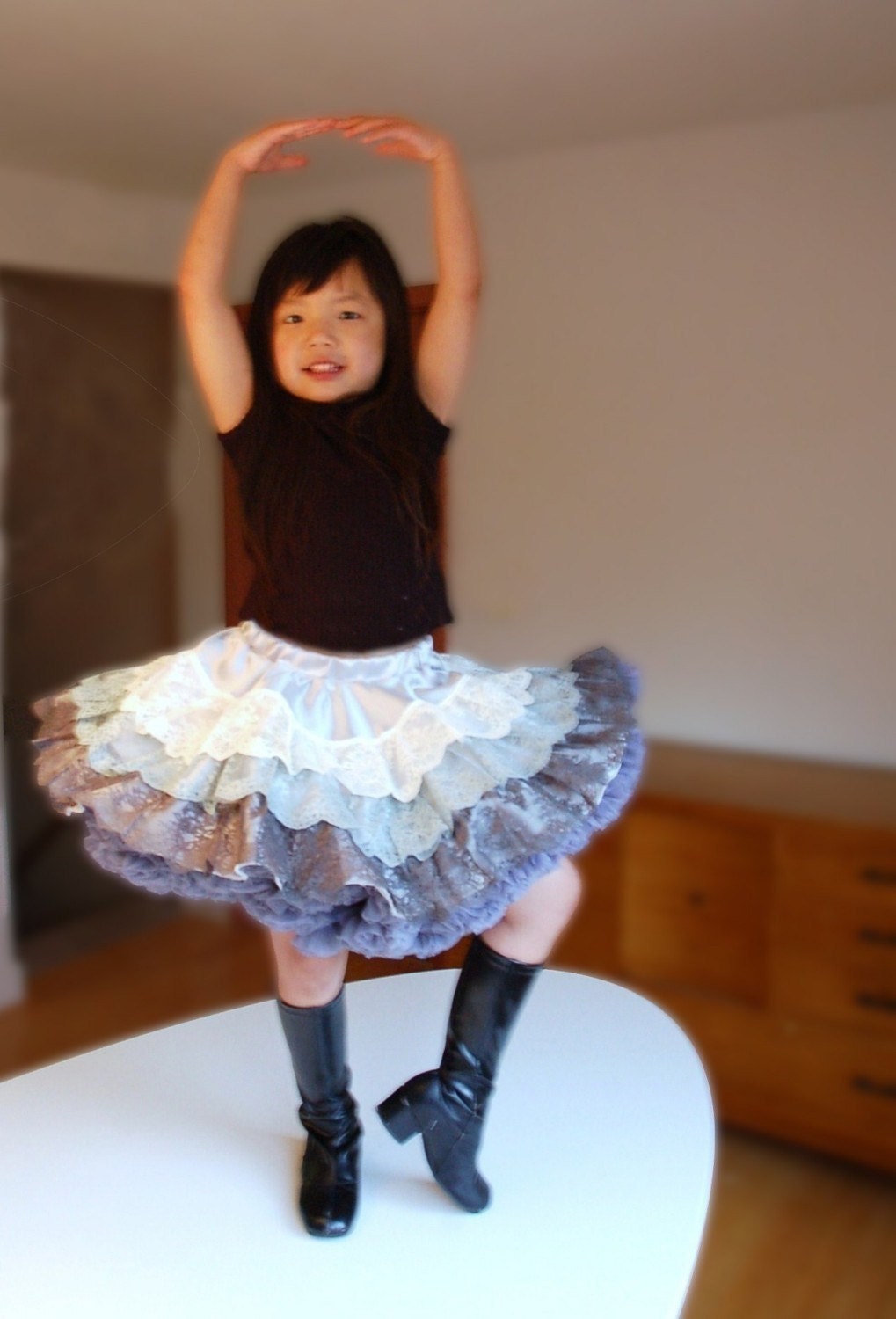 PATTERN and TUTORIAL - Sasha's Lace Twirl Skirt