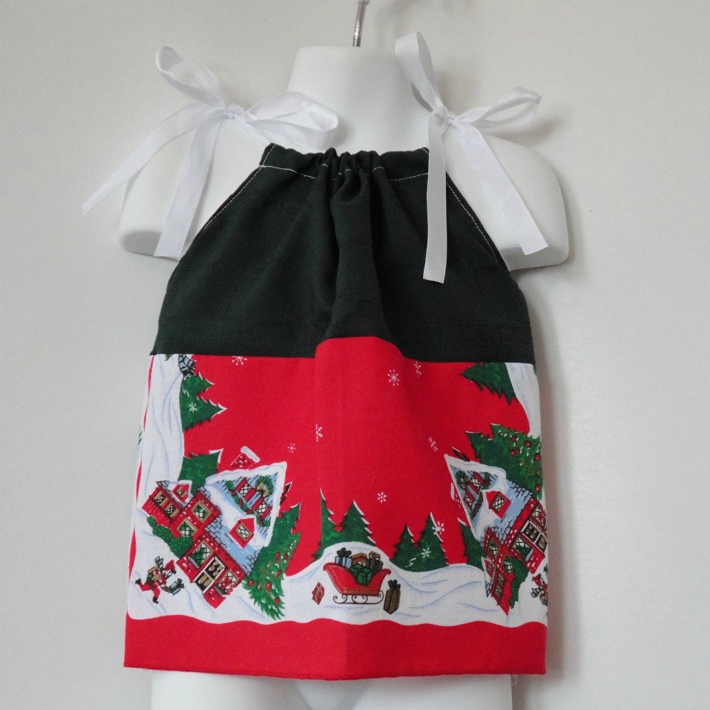 Girls Christmas Dress. Baby Girl Pillowcase Dress. Christmas Dress. Girls Upcycled Christmas Dress.  Length 15 inches.