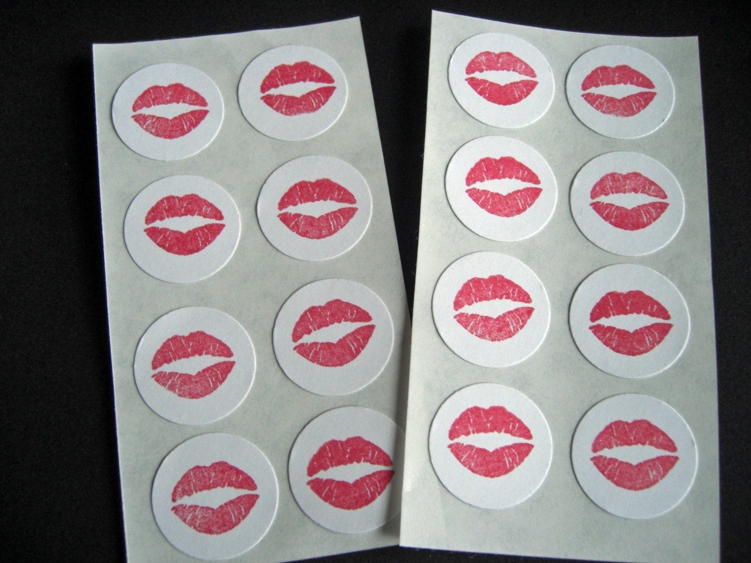 Kissy Lip Valentine Stickers - 1 inch Round, Red, Handmade, Smooch, Set of 16 Il_170x135