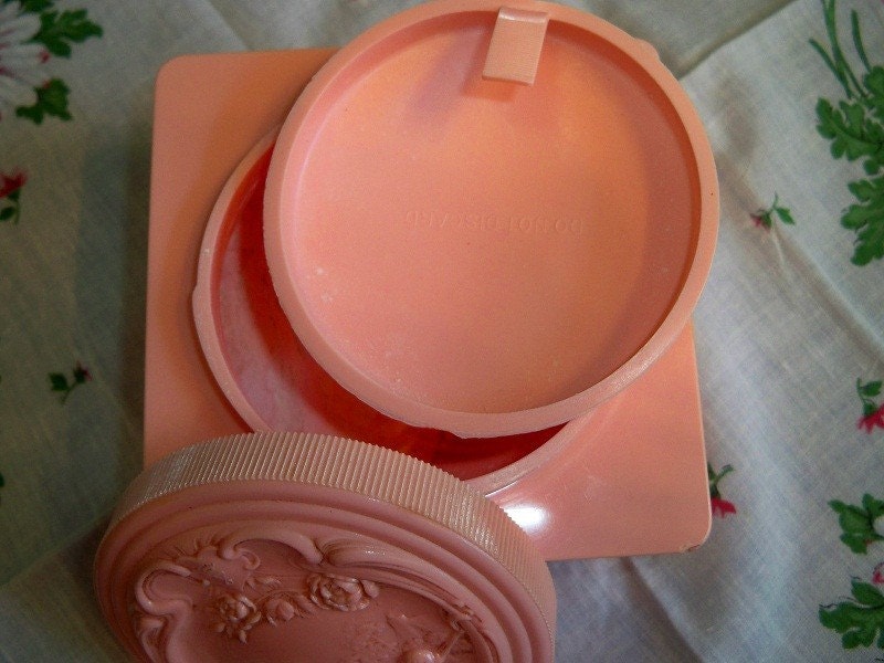 Vintage Art Nouveau Pink Celluloid Dusting Powder Box White Shoulders