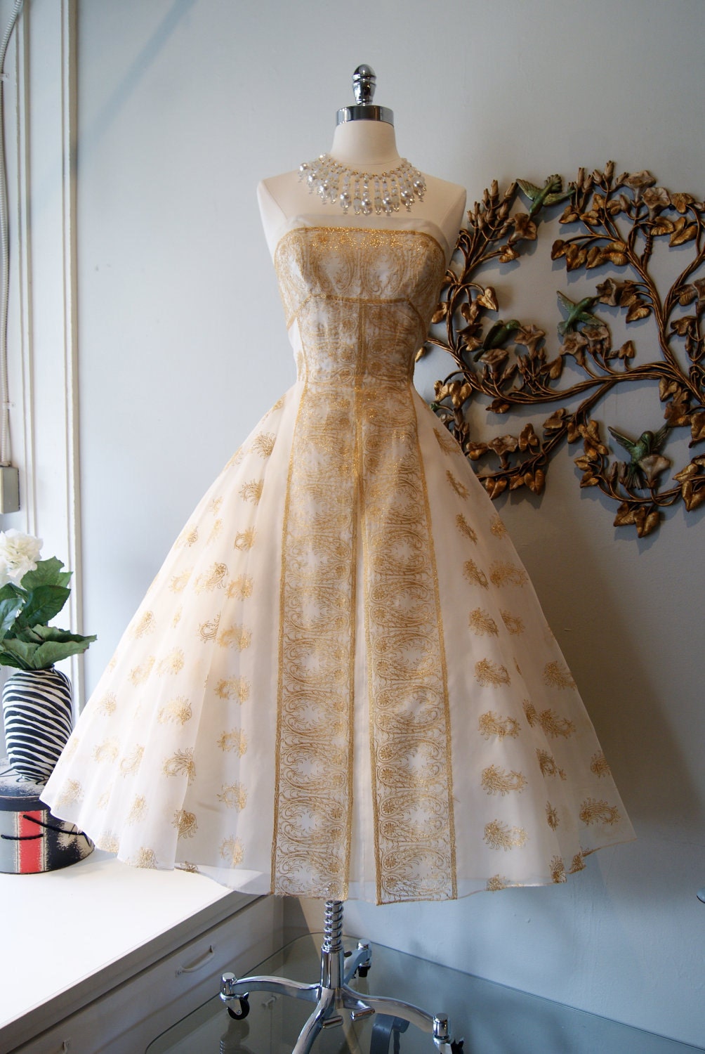 Wedding Dress / 1950s Dress / Vintage 50s White and Gold Wedding Dress by Emma Domb / Party Dress / Prom Dress /  Size S