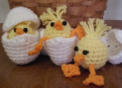 Baby chick with egg crochet cotton Easter bird basket present gift chicken yellow white