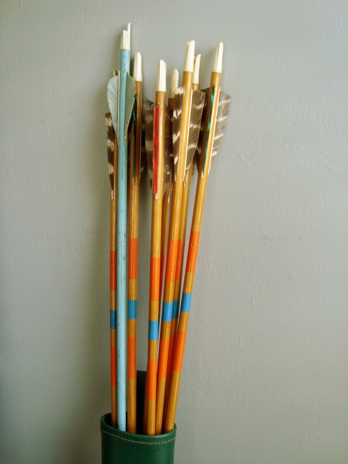 shot through the heart. arrows and sheath. perfect for your valentine.