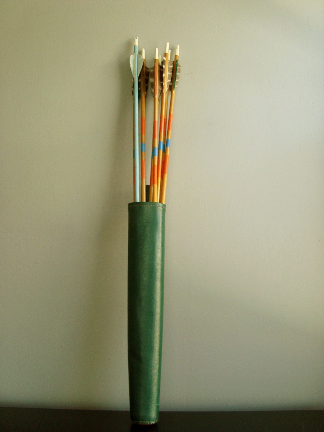 shot through the heart. arrows and sheath. perfect for your valentine.