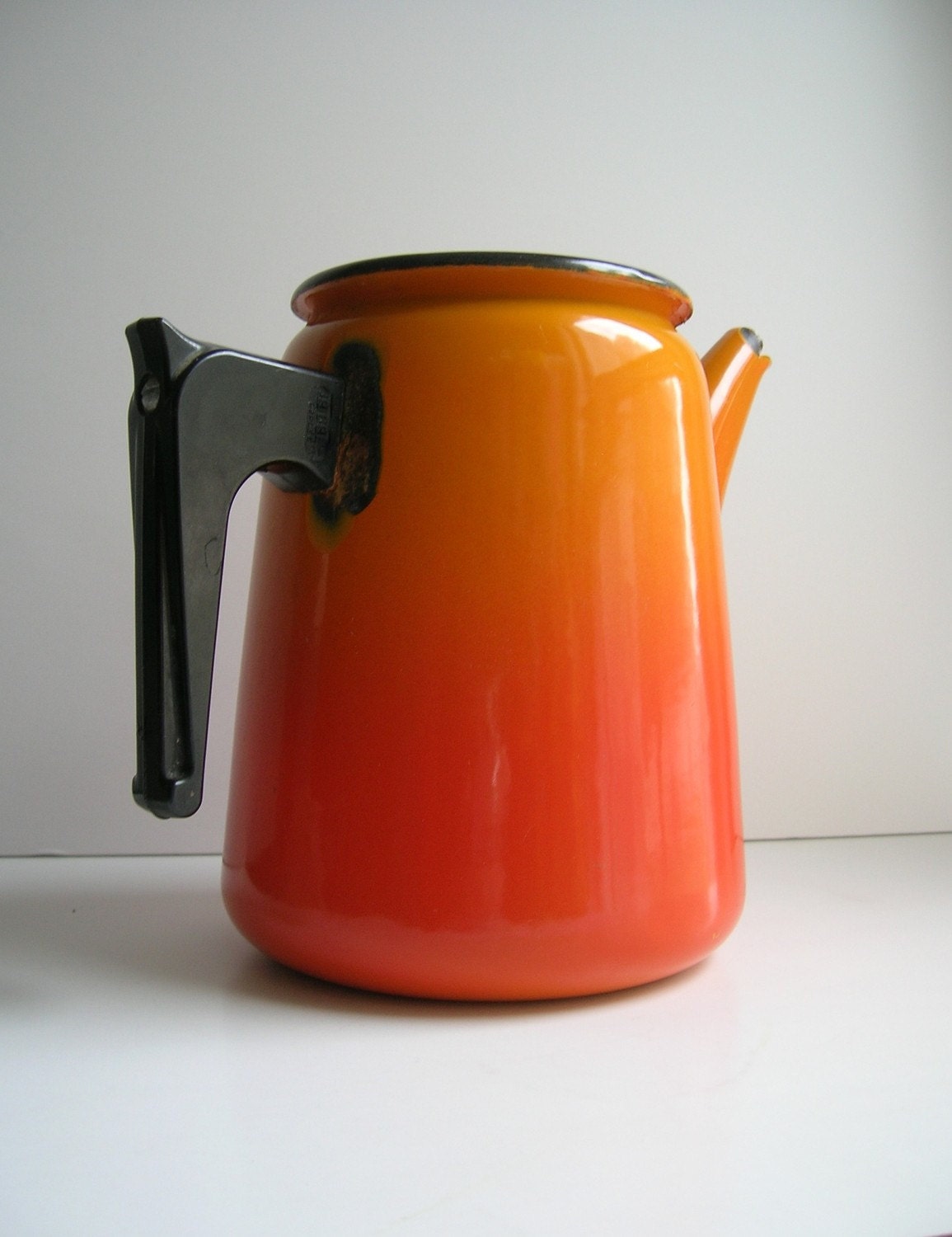Vintage-American-Orange-Enameled-Coffee-Tea-Pot.
