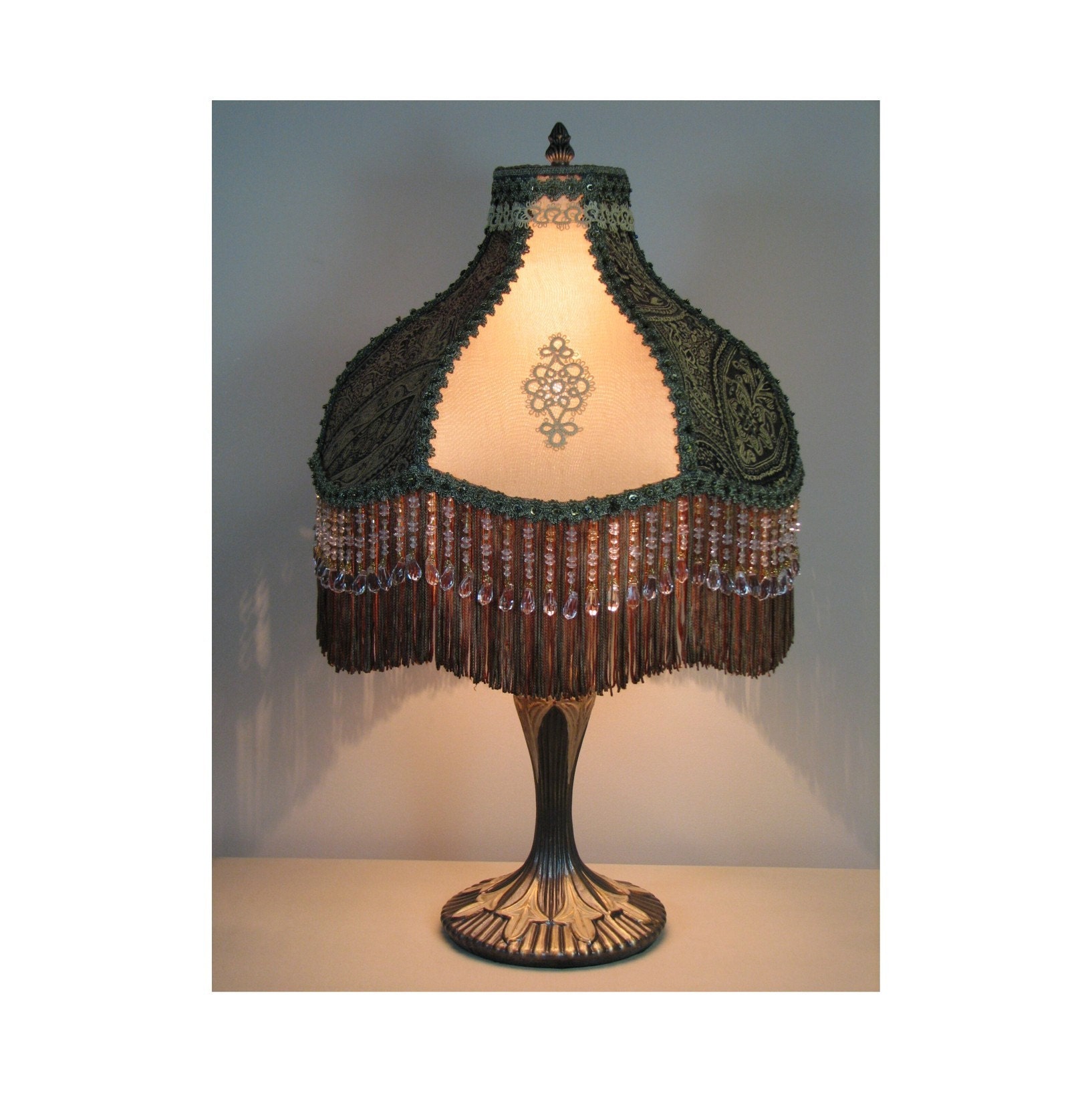 Victorian Style Table Lamp with Victorian Lamp Shade - Prince Edward 0408