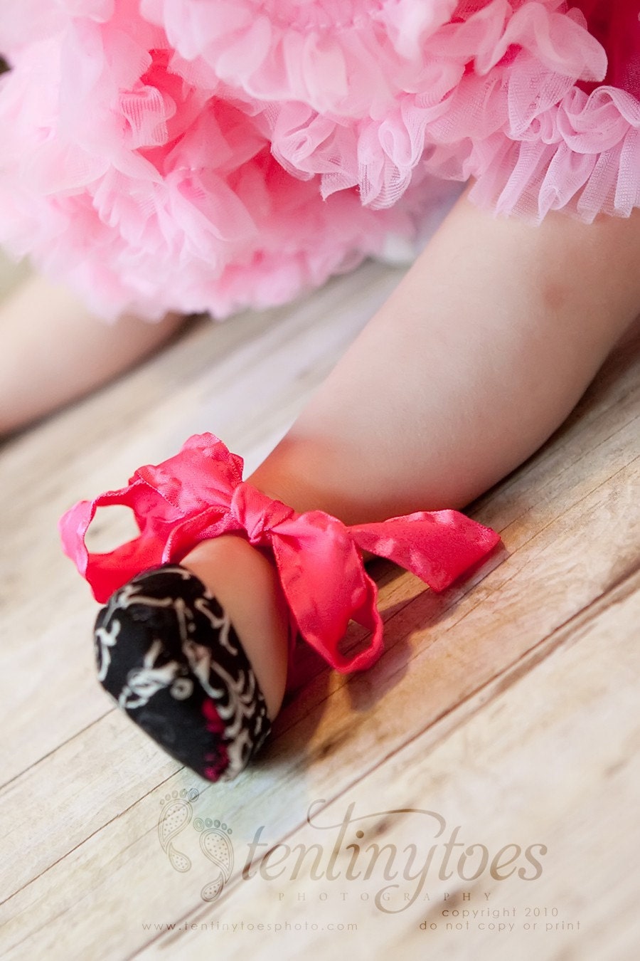 Size 12-24 Months - Ballet Baby Booties Black And Pink - TOP SELLER