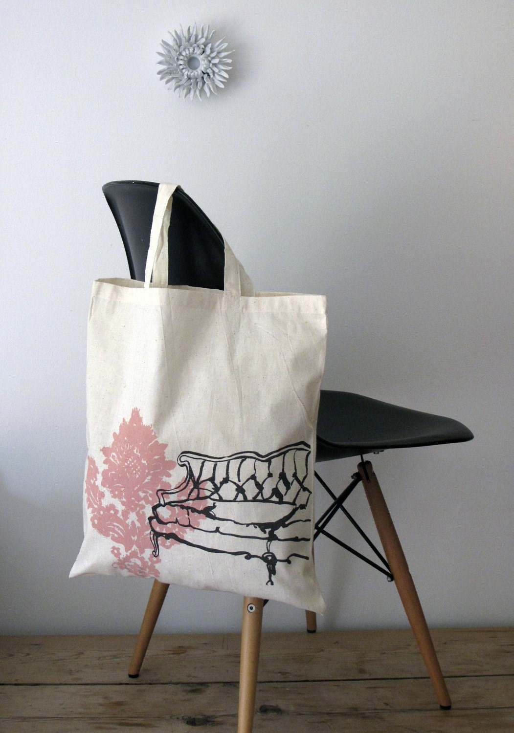 Eco tote bag, pink sofa