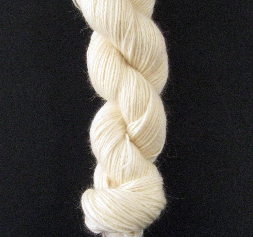 Alpaca, merino, and silk worstered Wool yarn, dye it yourself, perfect for accessories and photo props - 4 ounces, 250 yards