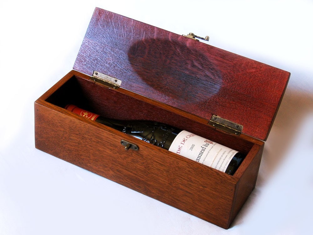 The Trousse, luxury wine gift box, recycled oak wine barrel