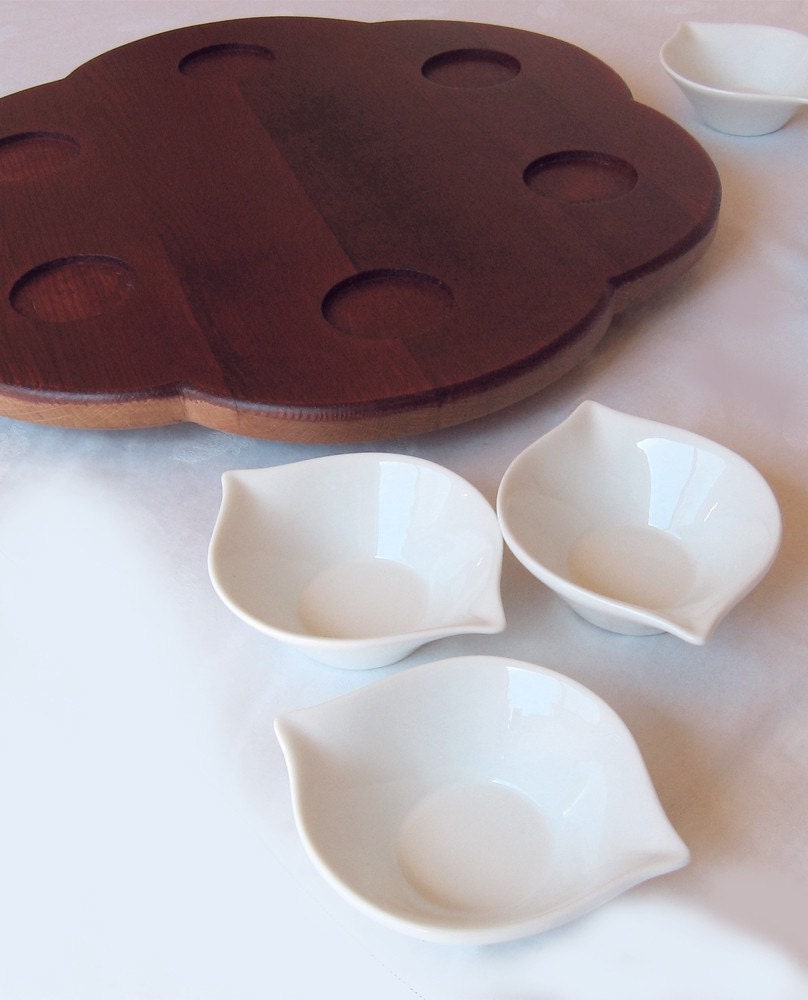 Rondo, Seder plate recycled oak wine barrel head, 6 bowls white ceramic. LIMITED EDITION Only ONE left