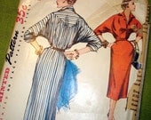 1950s Vintage Pattern - Gathered back DRESS - Simplicity 4798