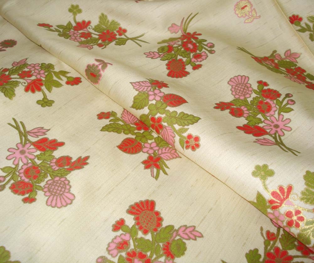 Beautiful Vintage FABRIC - Floral Silk - Metallic GOLD - Red - Pink - Schwartz Liebman
