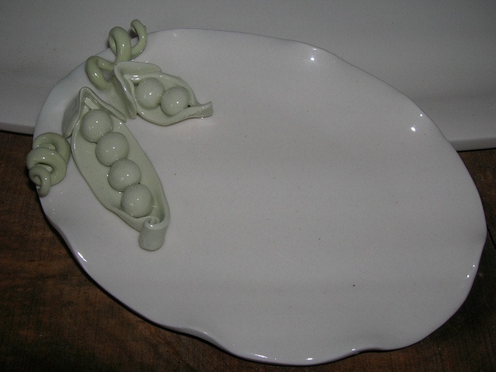Porcelain Pea Soap Dish