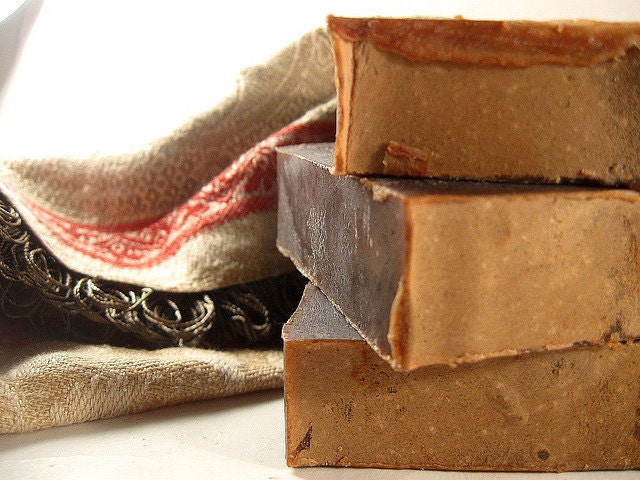 Handmade Exfoliating Soap - Dragons Blood Vanilla - Pedicure Soap