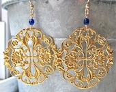 Chandelier earrings. Blue earrings. Gold earrings. Dangle. Drop. Floral jewelry. Vintage filigree. Cobalt