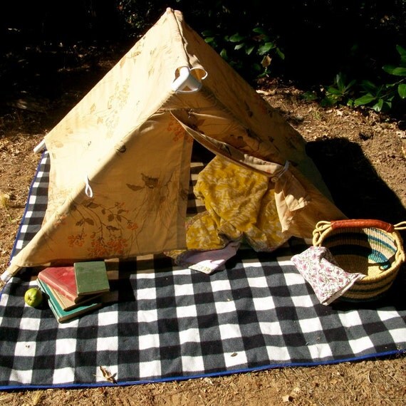 Collapsible Play Tent Autumn Birds FREE U.S.A. SHIPPING