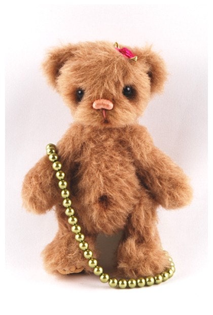 Constanze, 8 inches jointed artist bear ePattern.