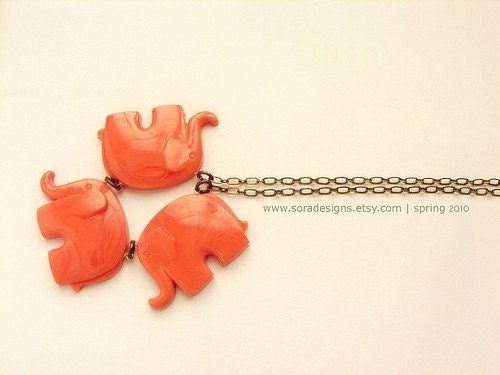 Limited Edition- Elephant Parade - vintage coral pink elephant necklace - a great gift