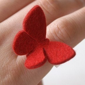 BUTTERFLY RING - 100% wool felt -  Valentine Red - medium