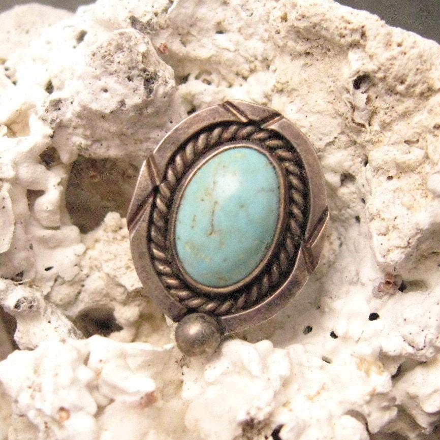 Vintage Sterling Turquoise Ring Southwestern Handmade R3742