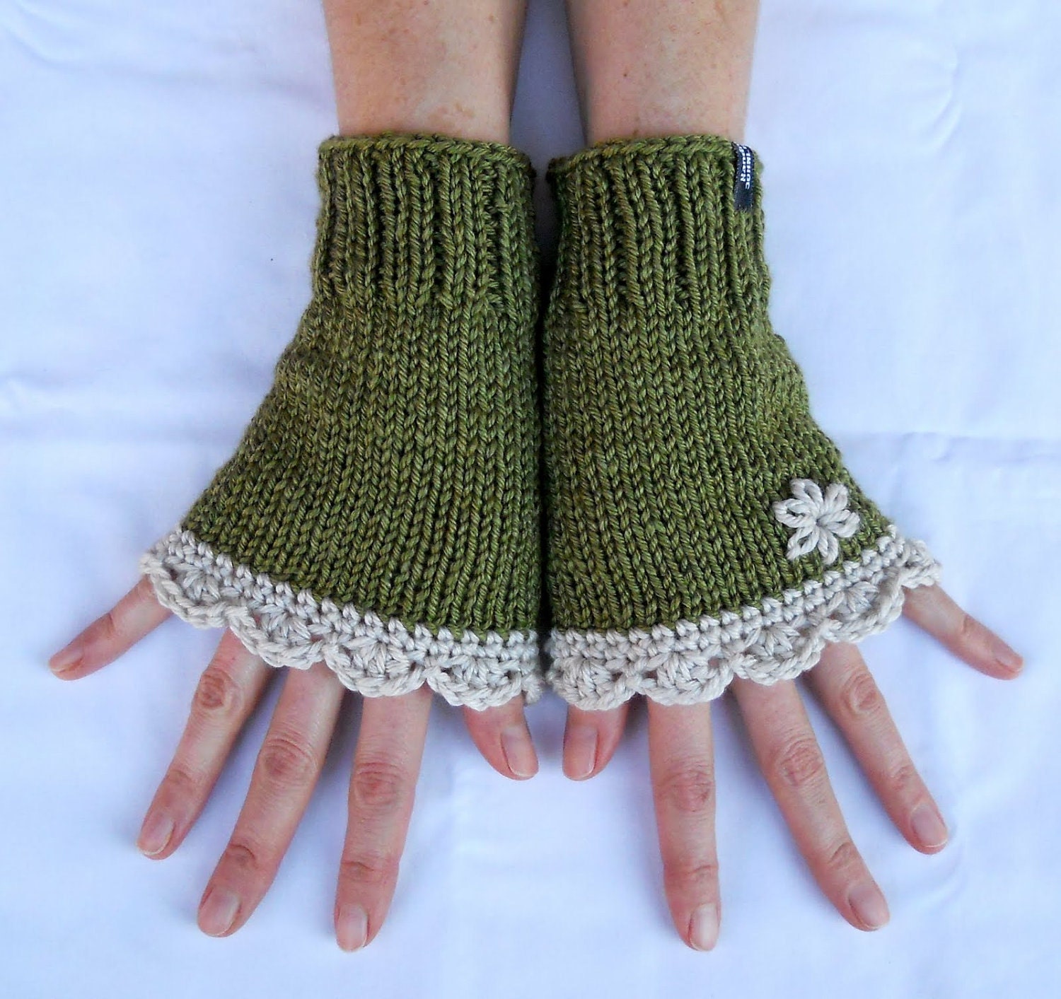 Fall / Winter MERINO blend hand knitted fingerless gloves with snowflakes in CHOCOLATE ...