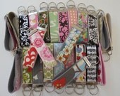 Wholesale lot of key fobs for boutiques, shops or gifts - 25 cotton webbing key chains