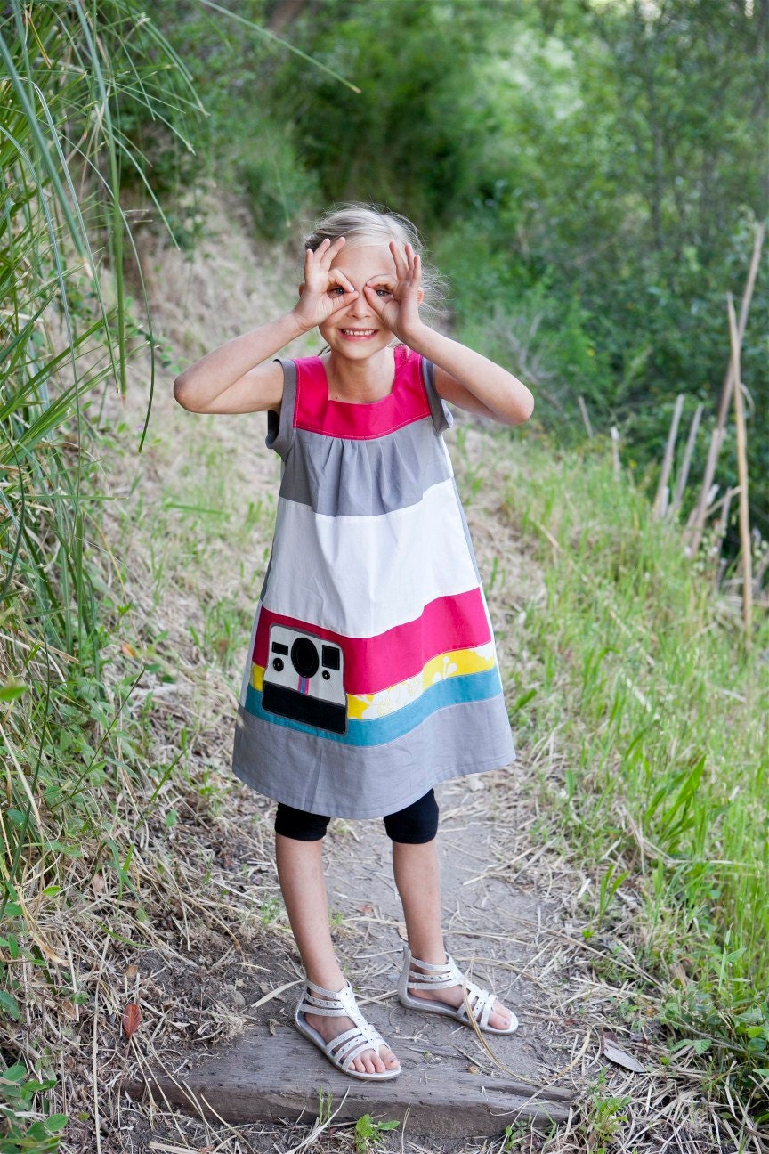 Girls INSTAMAGIC Vintage Polaroid Camera Dress... Sizes 12/18 through 12