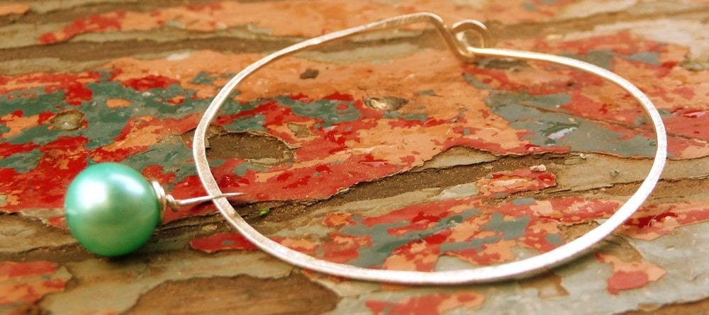 Silver circle blue pearl hoops