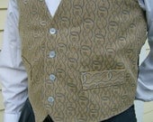 Gold with Gray Interlocking Chains Mens Fashion Vest - XS