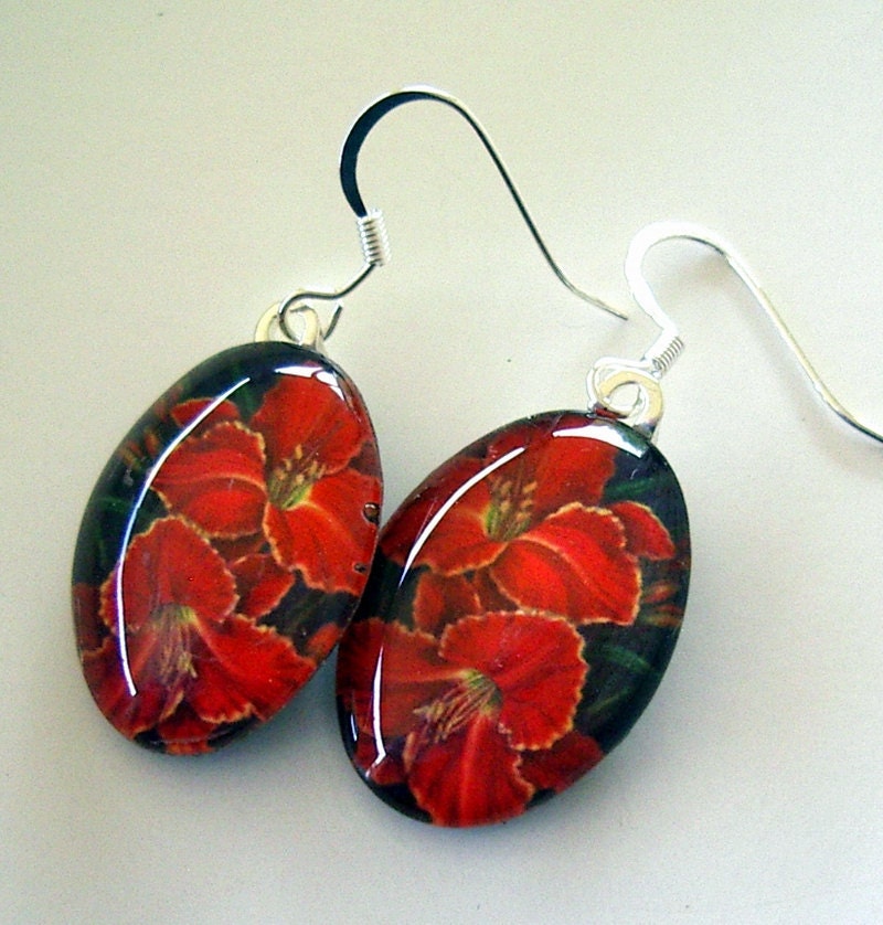 Daylily Earrings Red Yellow Art Glass Mexican Holiday Flowers