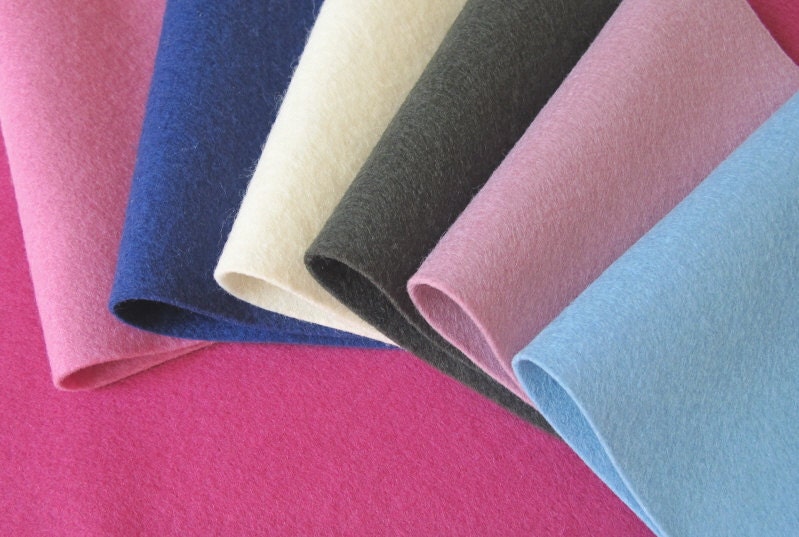 100% Wool Felt Kit, Matroyshka Tissue Cozy KIT