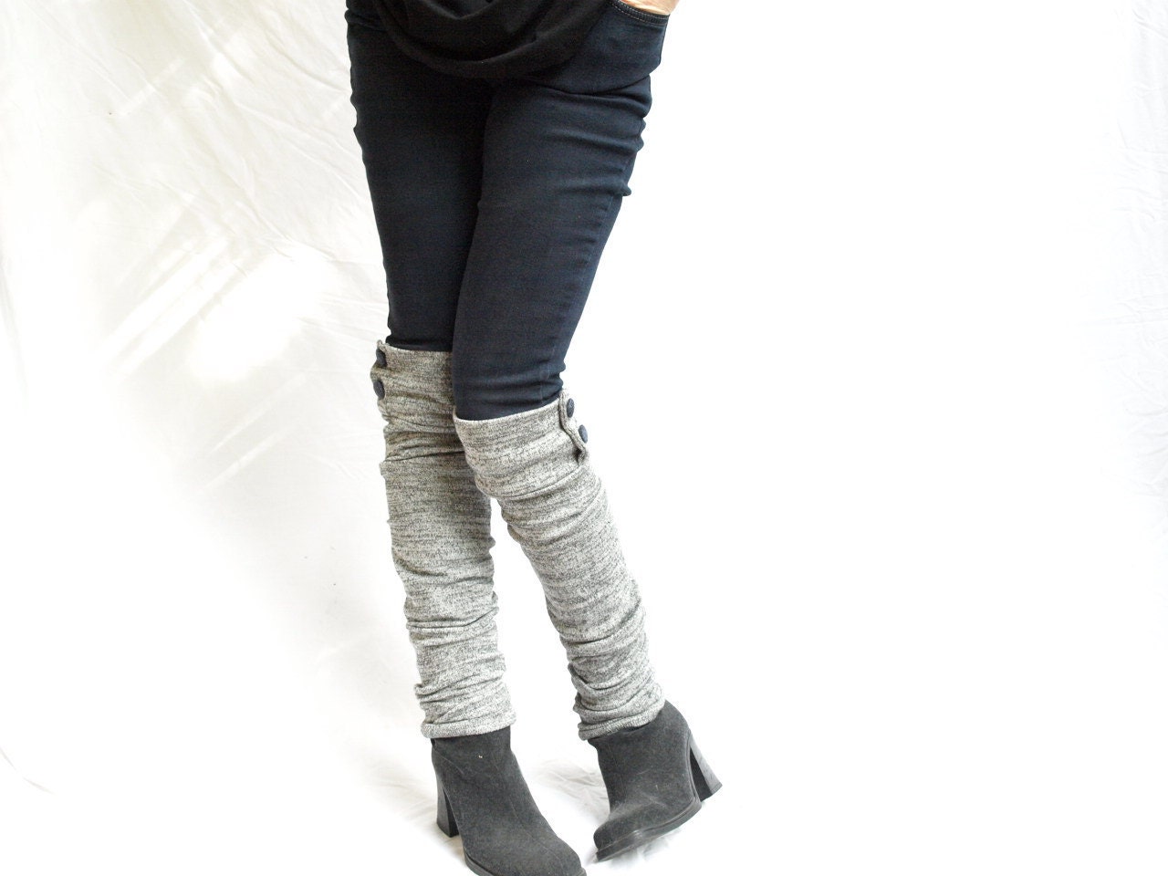 Gray knit military leg warmers