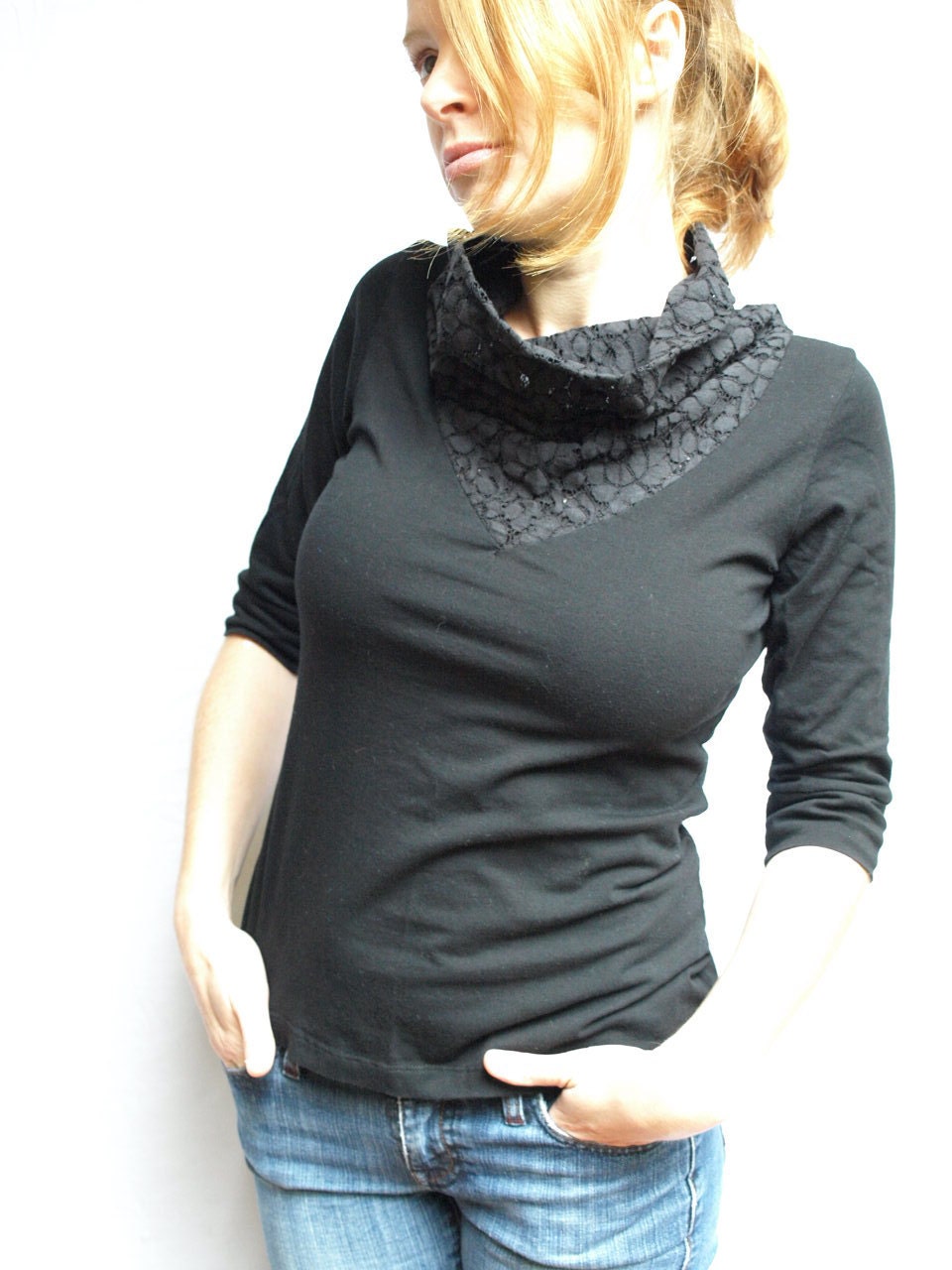 Black lace every day tee medium
