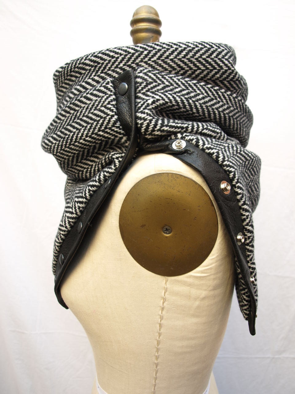 Reserved for HenriettaDevine Herringbone Chunky wool circular infinity scarf