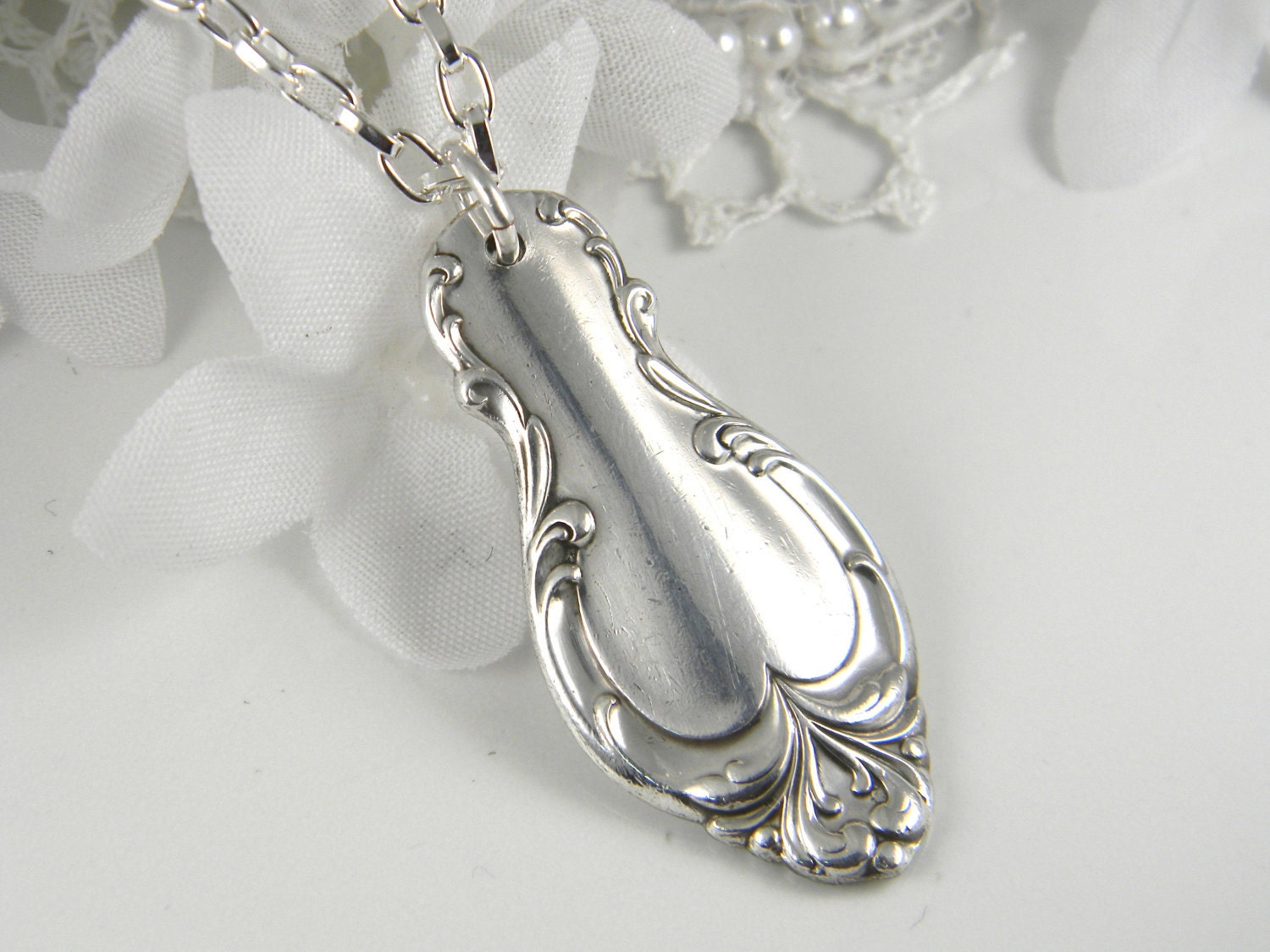Spoon Jewelry, Spoon NECKLACE Pendant, Silverware Jewelry, Bridesmaids Gift, Vintage Wedding, Silver Pendant - 1957 SILVER FASHION