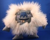 Mini-Yeti Yorrick Plush