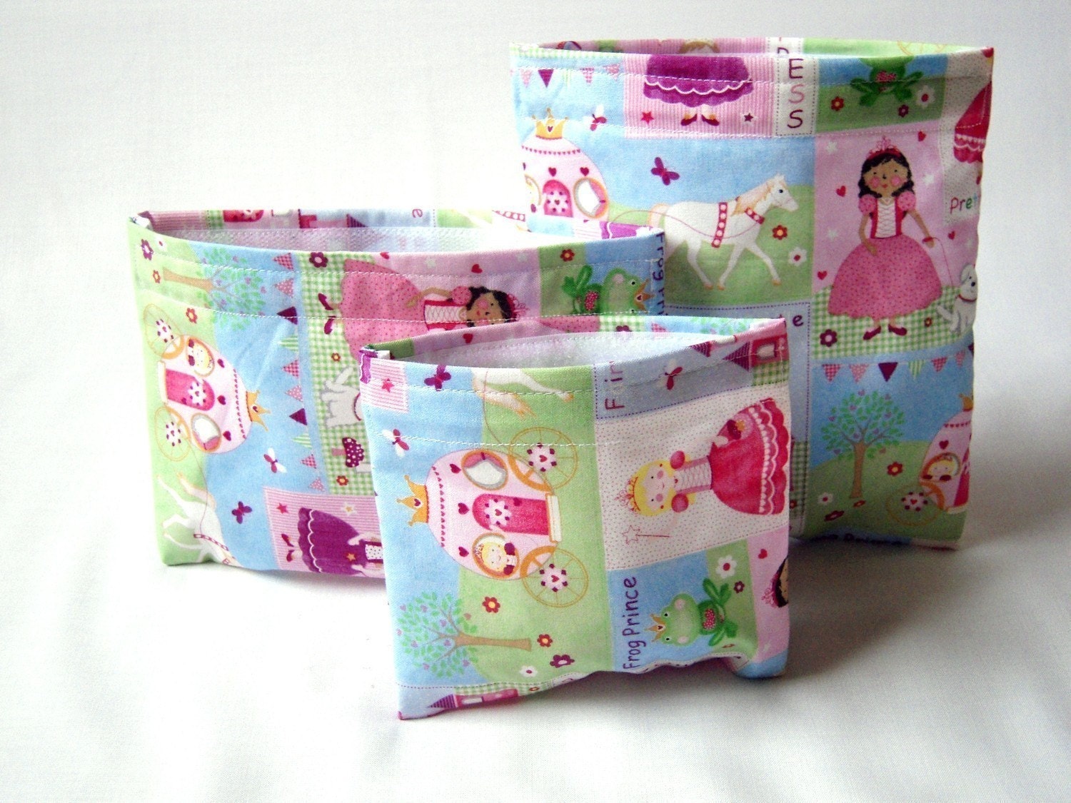 Reusable Sandwich Lunch Bag - Reusable Snack Bag - Set of 3 Reusable Bags - Fairy Tale Princess and her Frog
