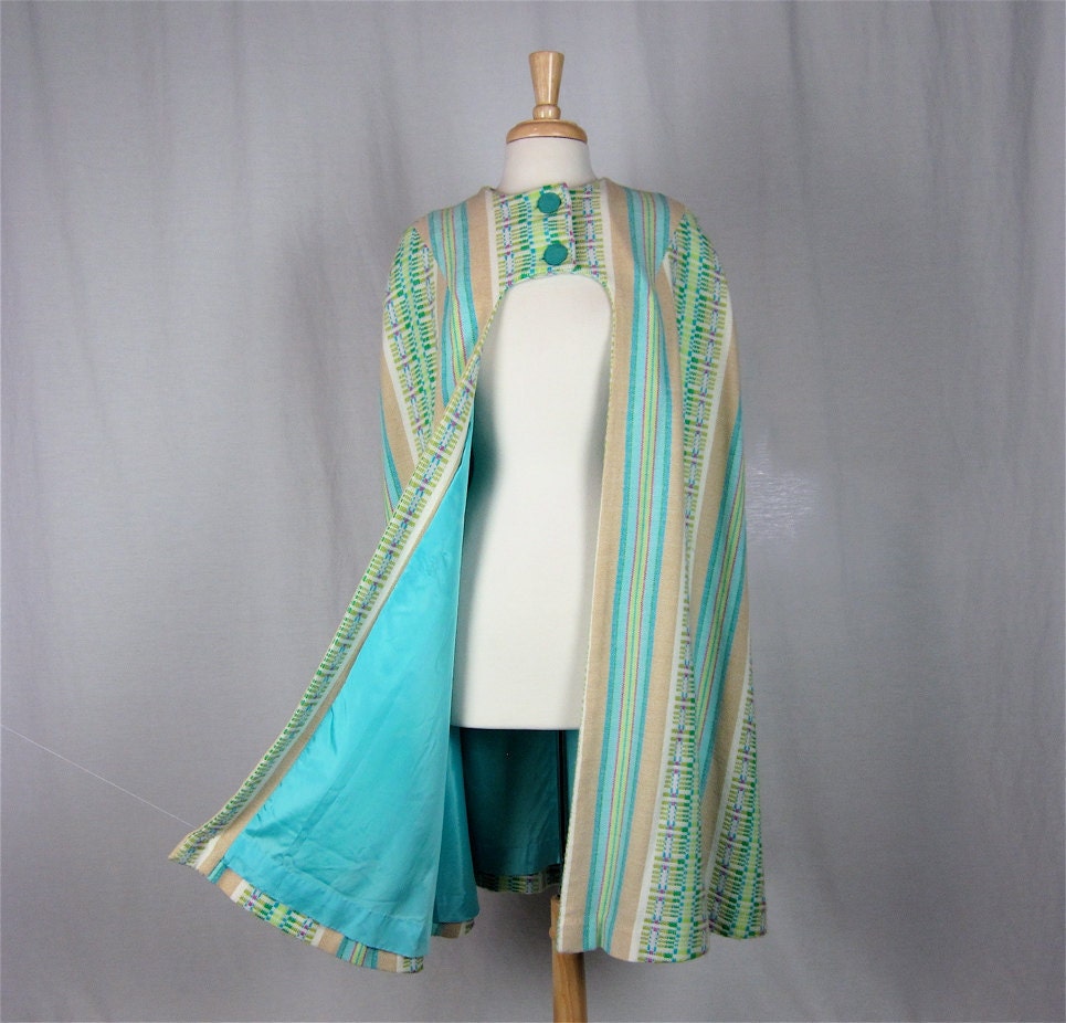 25% Off Storewide Sale //  Vintage 60s Summer Colors Cape, Sz M, L