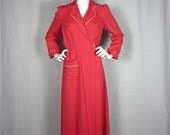 25% Off Storewide Sale  //  Vintage 50s Raspberry Dreams Robe, Sz S, M