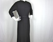 25% Off Storewide Sale // Vintage 1940s Elegant Black Dress, Sz S, M