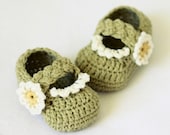 Instant download - Crochet PATTERN for baby booties (pdf file) - Daisy Braided Strap Booties (0-6,6-12 months)