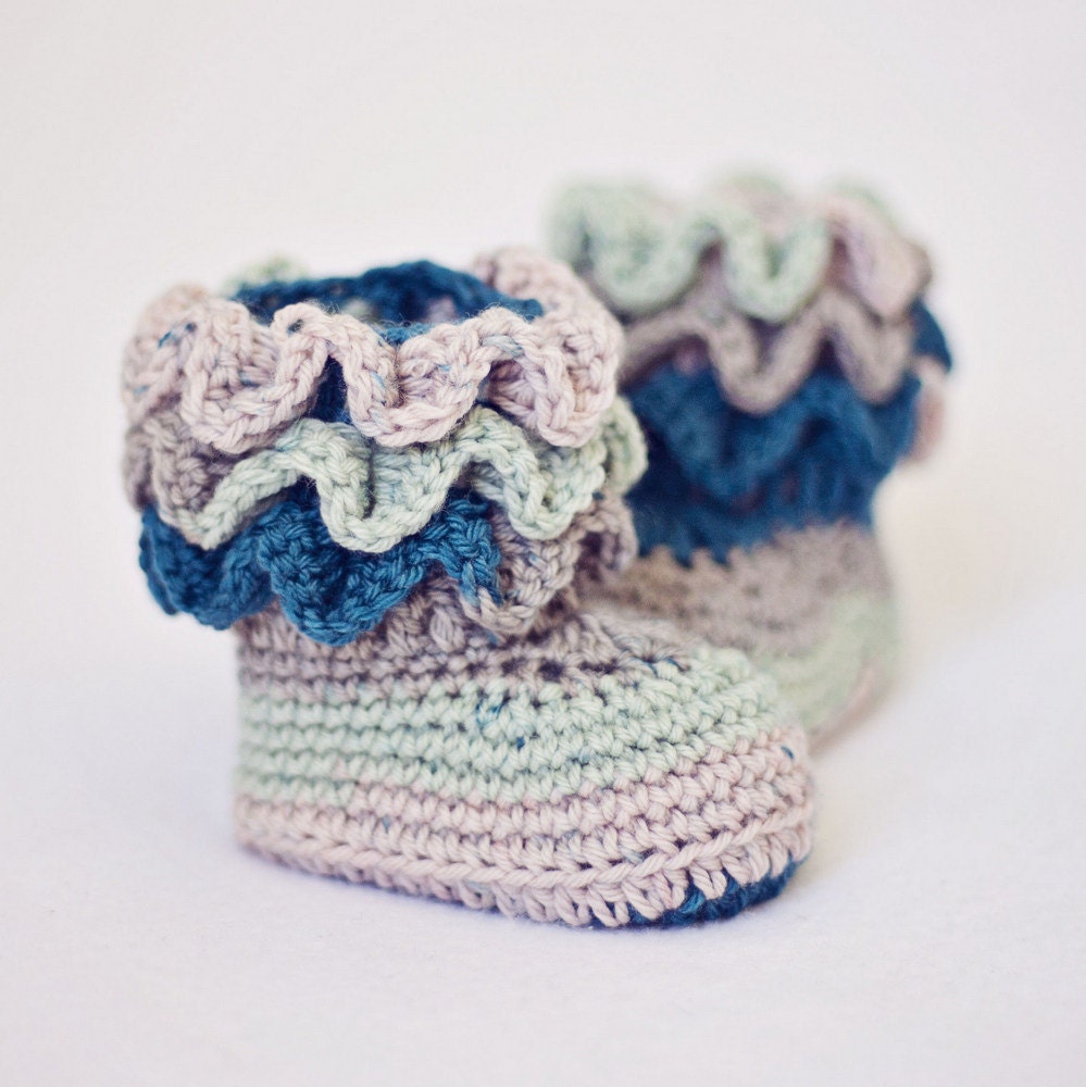 Instant download - Baby Booties Crochet PATTERN (pdf file) - Magic Boots