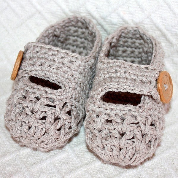 Instant download - Crochet PATTERN (pdf file) - One Strap Baby Booties