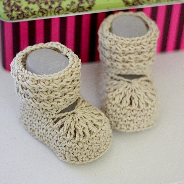 Instant download - Crochet PATTERN baby booties (pdf file) - Nina's Baby Boots