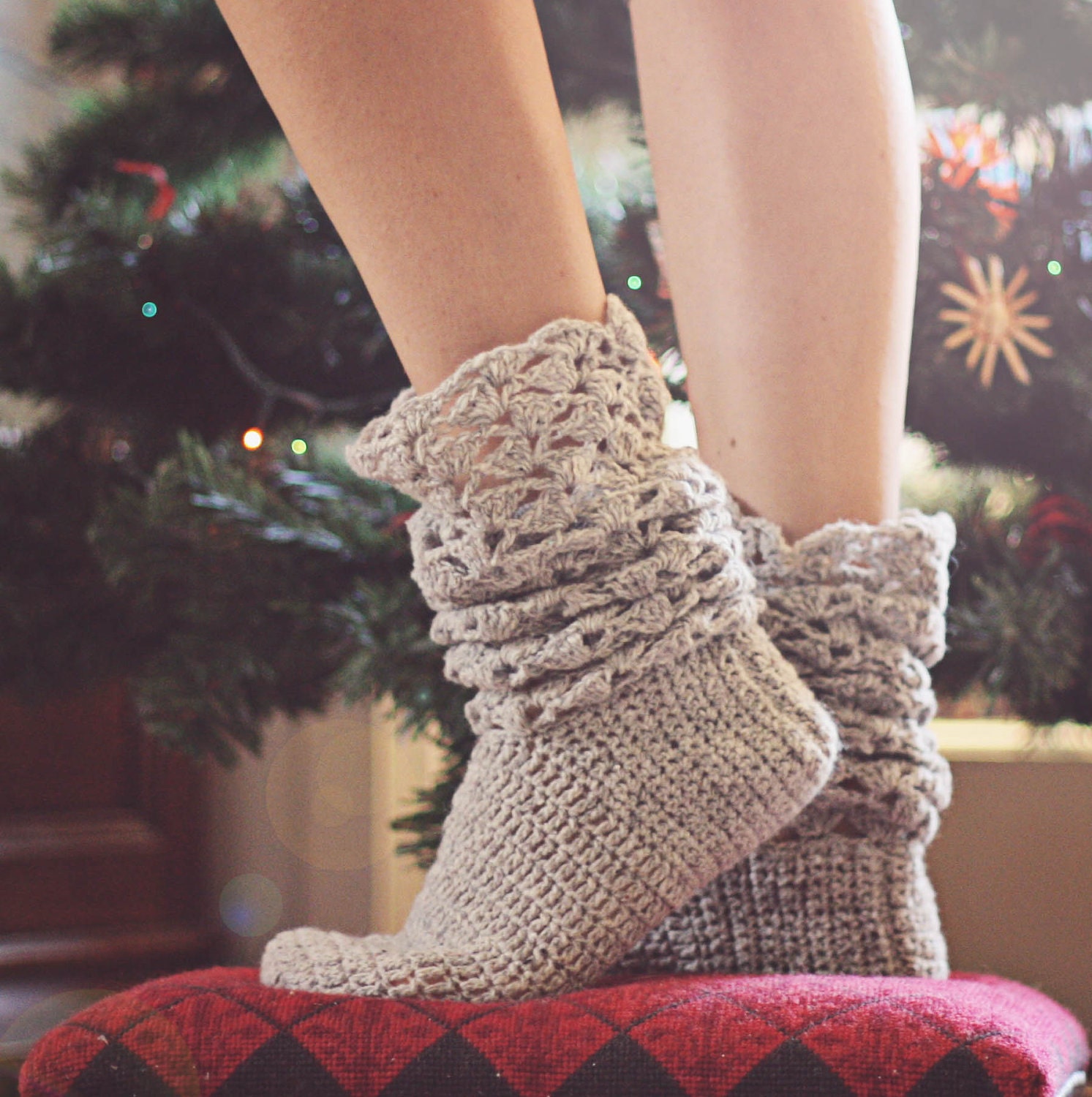 Instant download - Crochet PATTERN for socks (pdf file) - Christmas Morning Socks