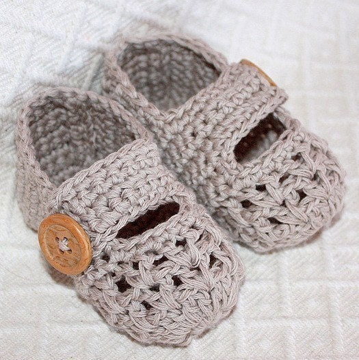 Crochet PATTERN Baby Booties (pdf file) - One Strap Baby Booties